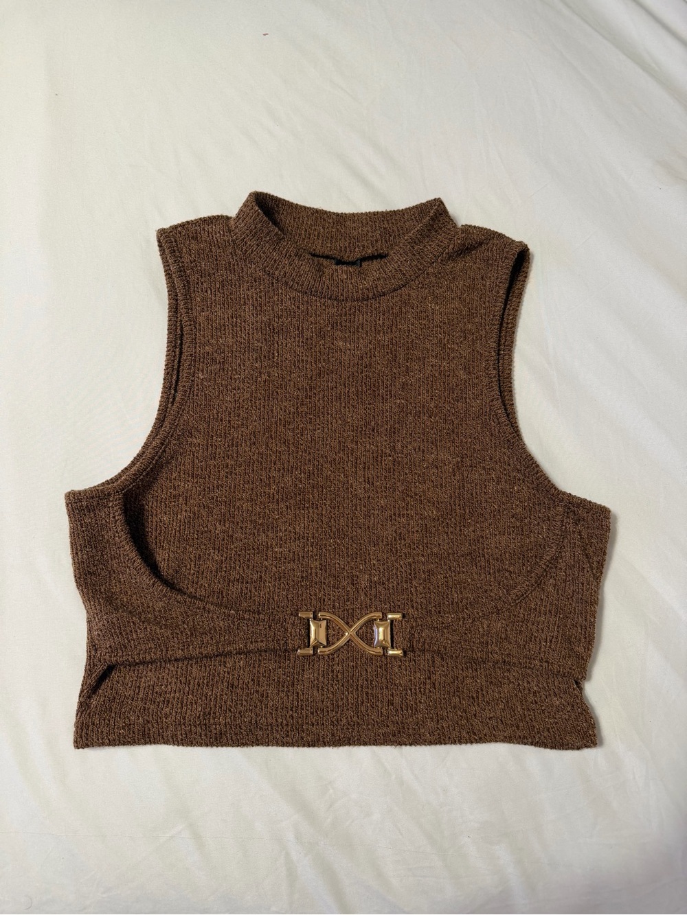 SHEIN Brown Sleeveless Knit Crop Top with Gold Buckle